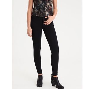 black high-waisted jeggings